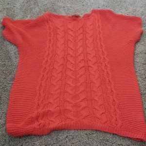 Short sleeve knit sweater